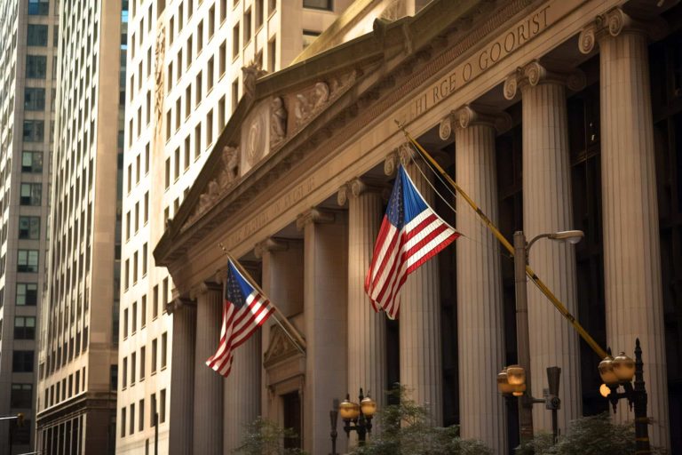 Top digital accounts with high returns in the United States of America
