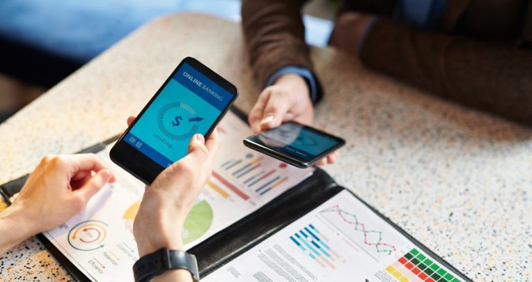 The evolution of mobile payments in the USA and its impact on personal finances