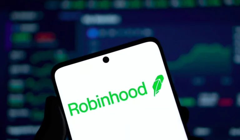 Ações da Robinhood caem 11 agora enquanto receita de cripto despenca