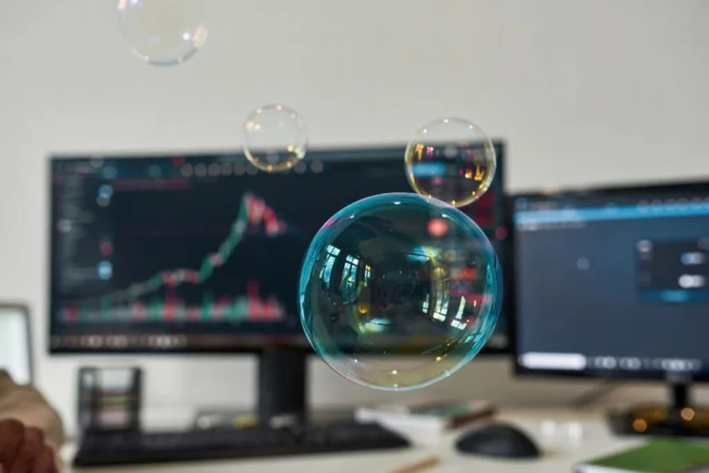 Michael Burry Alerta Sobre Paralelo Alarmante entre Bolha Dot-com e Boom de IA Hoje