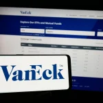 VanEck prevê Bitcoin a R$ 160 mil até 2026 com base em ouro agora